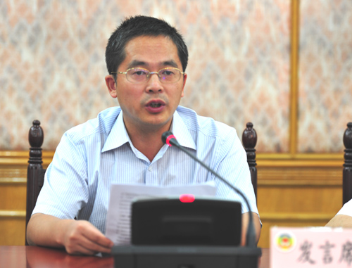 记国家杰出青年基金获得者-武汉光电国家实验室陆培祥教授